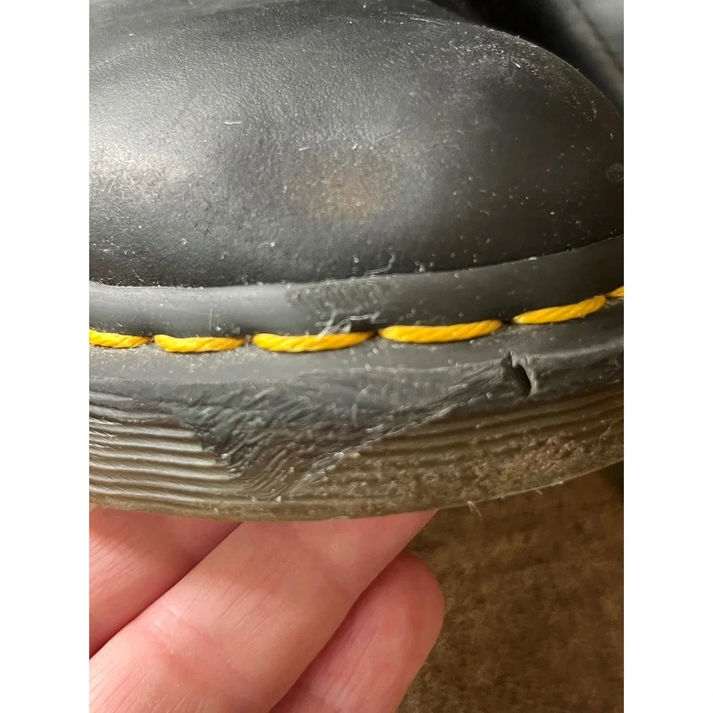 Dr. Martens ‼️‼️please see